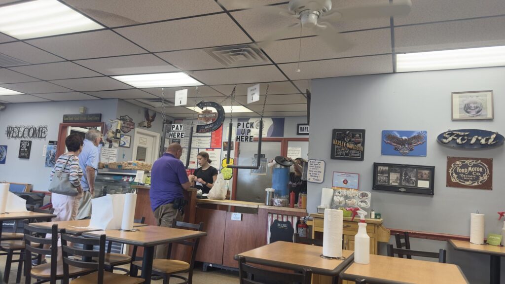 Pete\\\\\\\'s Grill 4